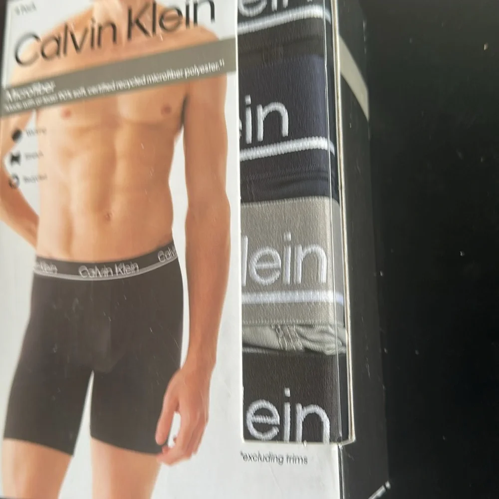 Calvin Klein 4-PK Microfiber Boxer Briefs LG NWT